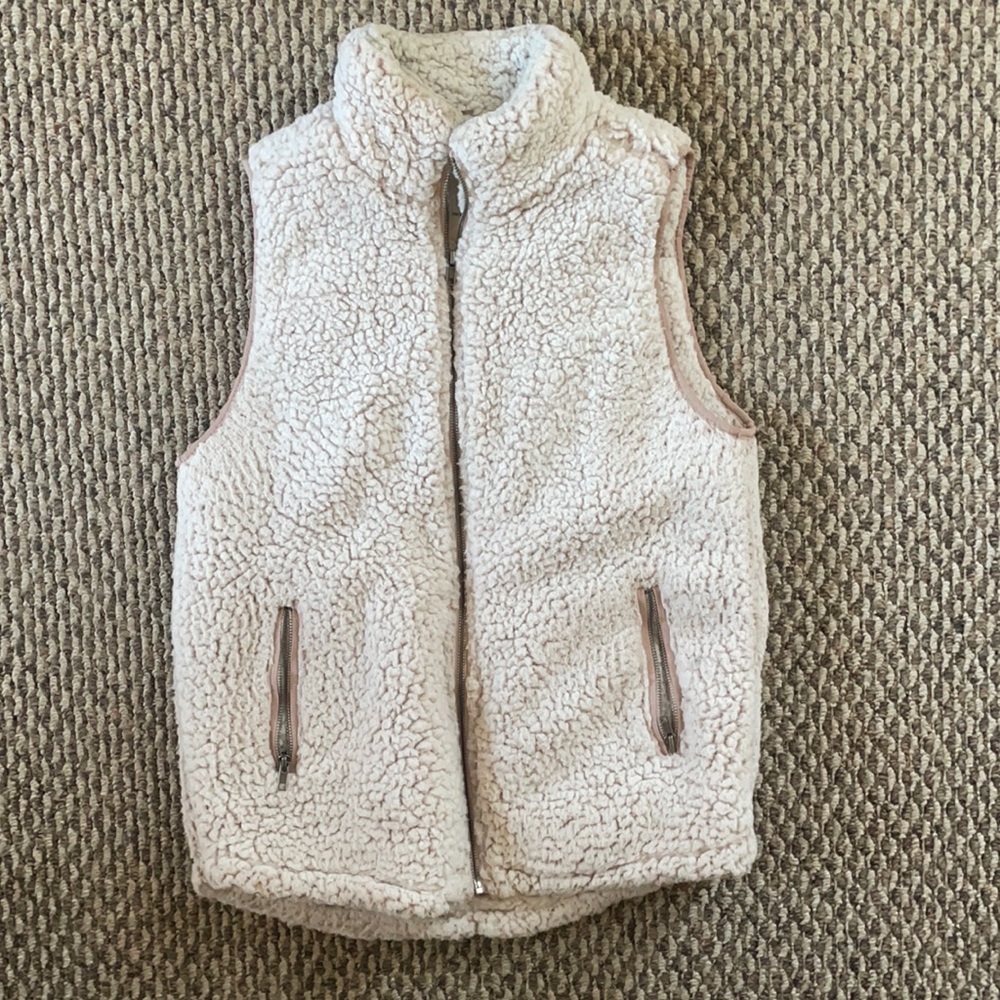Sherpa Vest - Size Large